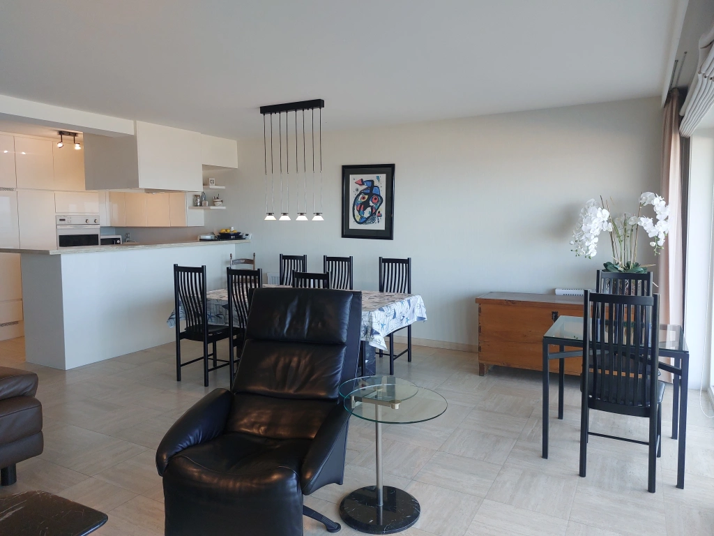 Appartement à RIVIERA / 0201