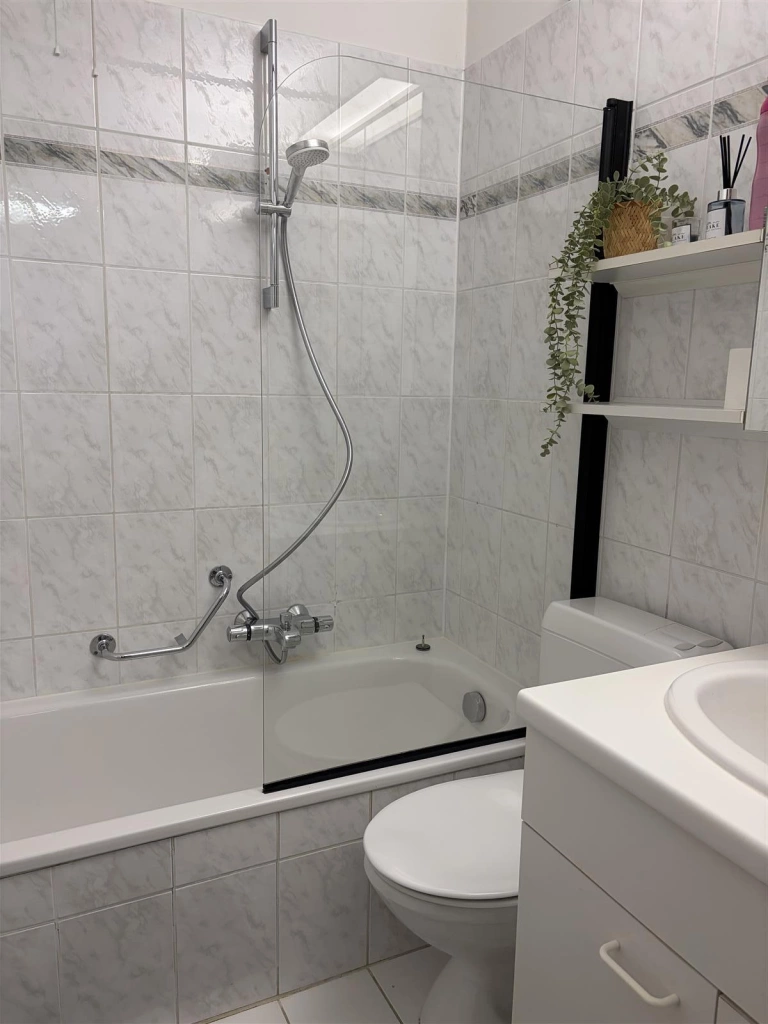 Appartement à FALCON  / 0105