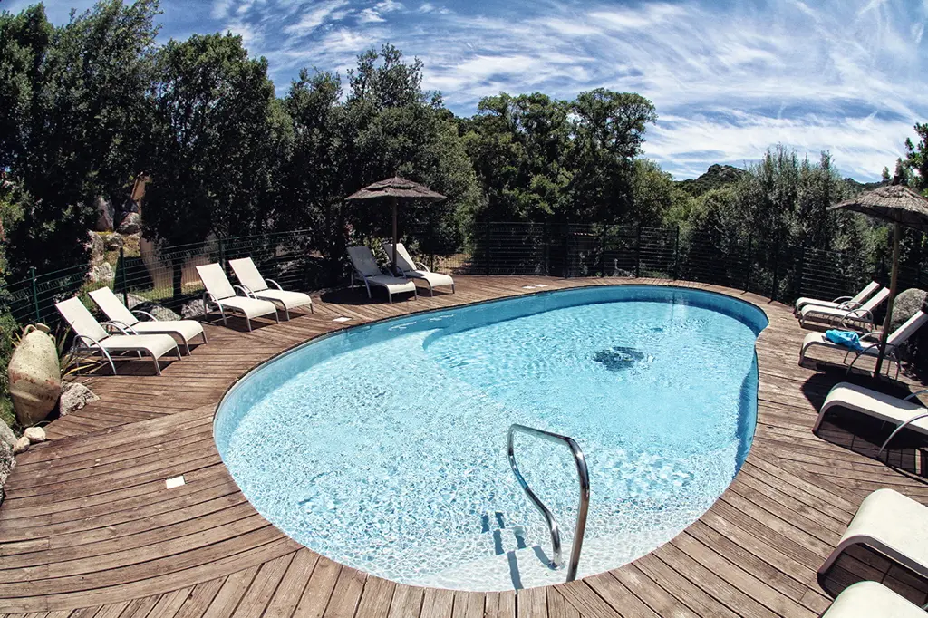 Villas tout confort avec piscine 5km de la plage de Santa Giliua 10km sud Porto Vecchio