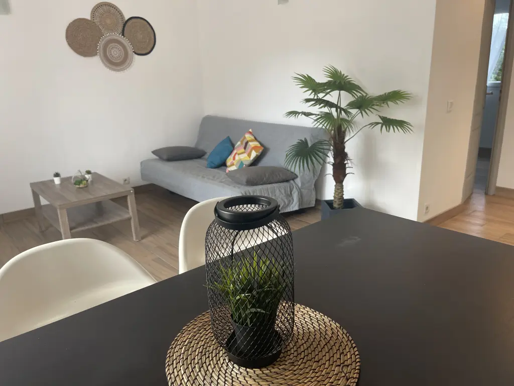 Villas tout confort avec piscine 5km de la plage de Santa Giliua 10km sud Porto Vecchio