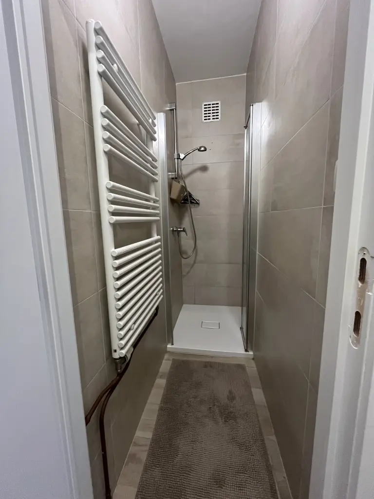 Grand appart 2ch 6p de 75m2 avec très grde terrass