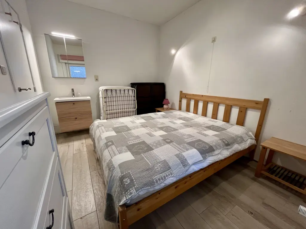 Grand appart 2ch 6p de 75m2 avec très grde terrass