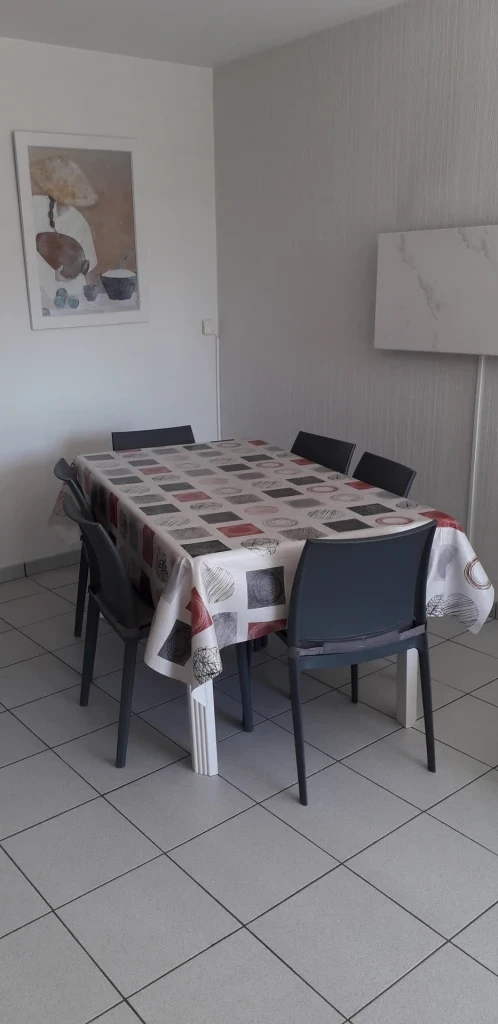 Appartement avec garage 2 ch, digue de mer