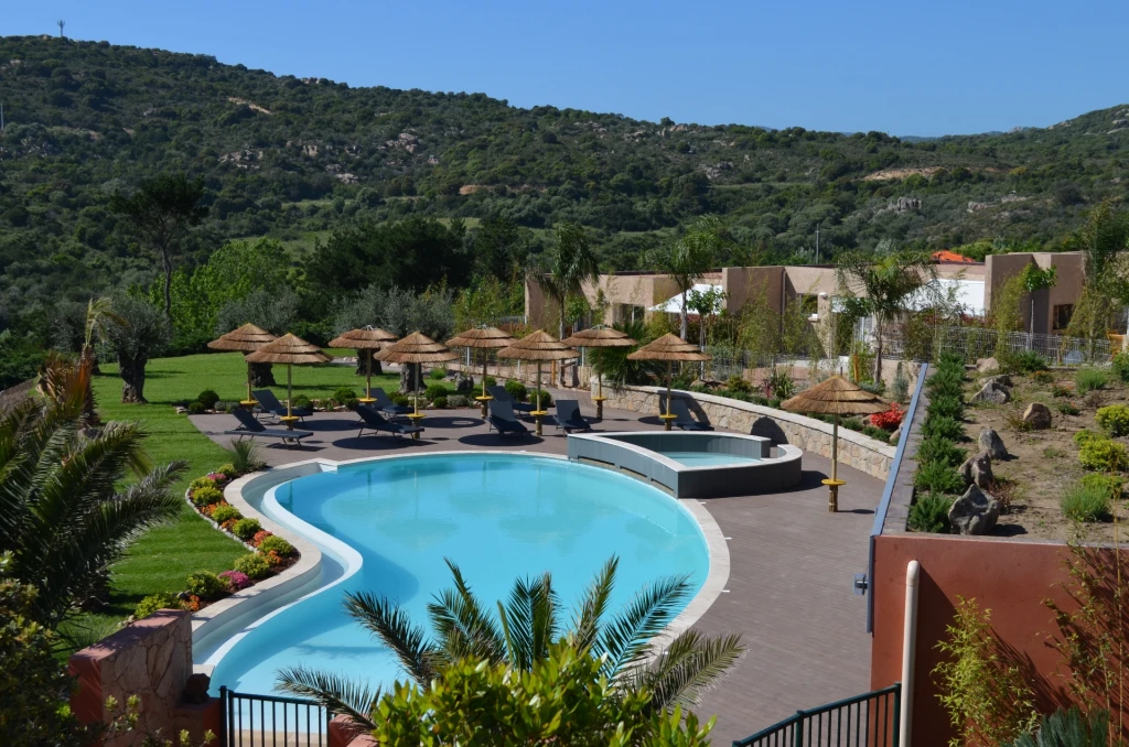 Villa de Rêve 4 étoiles, Climatisée, Piscine, Vue Mer, 6 Personnes - Mare e Macchia : Entre Mer et Maquis
