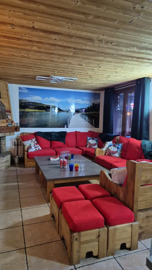 Châtel de 10 à 19 pers 380 m²