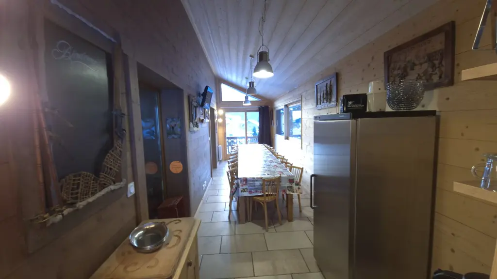 Châtel de 10 à 19 pers 380 m²